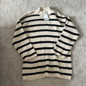 H&M Black and Cream Striped Sweater